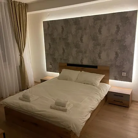 Primo Classe 3 Apartamento Escópia