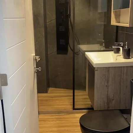 Primo Classe 3 Apartamento Escópia
